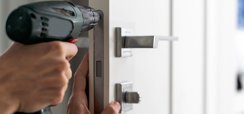 Locksmith For Lock Replacement Near Me in Lakeland, FL