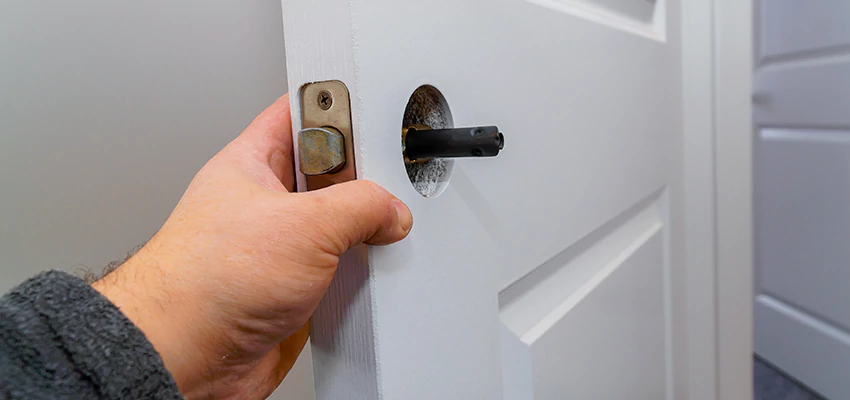 Nighttime Locksmith For Lock Repair in Lakeland, FL