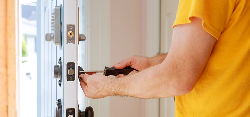 Eviction Locksmith For Key Fob Replacement Services in Lakeland, FL